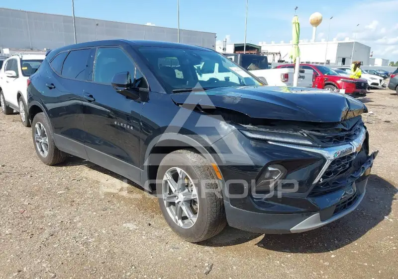 2023 Chevrolet Blazer photo
