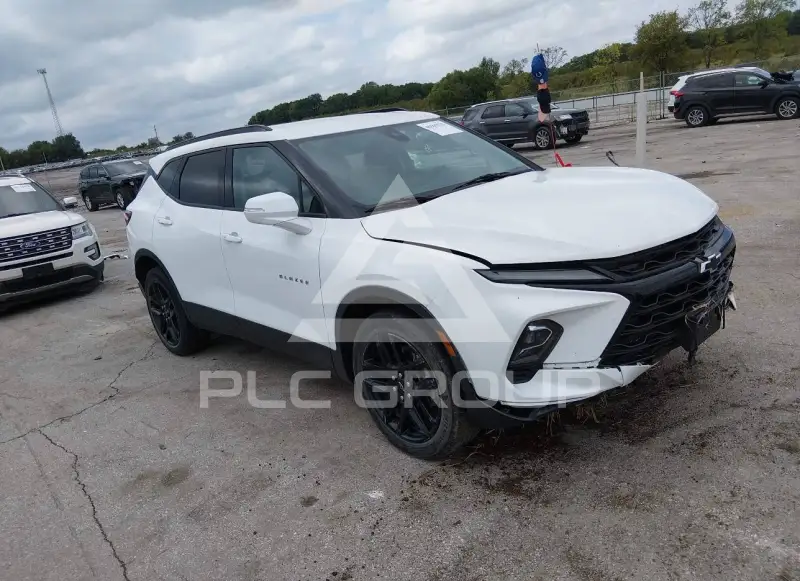 2023 Chevrolet Blazer photo
