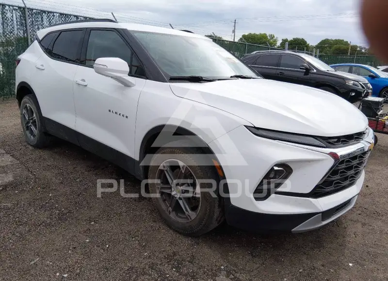 2023 Chevrolet Blazer фото