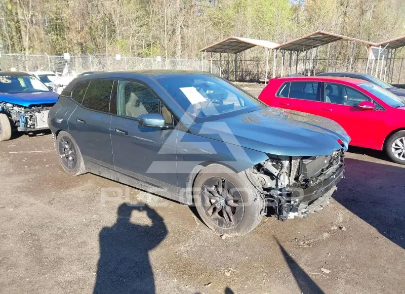 2023 BMW iX фото