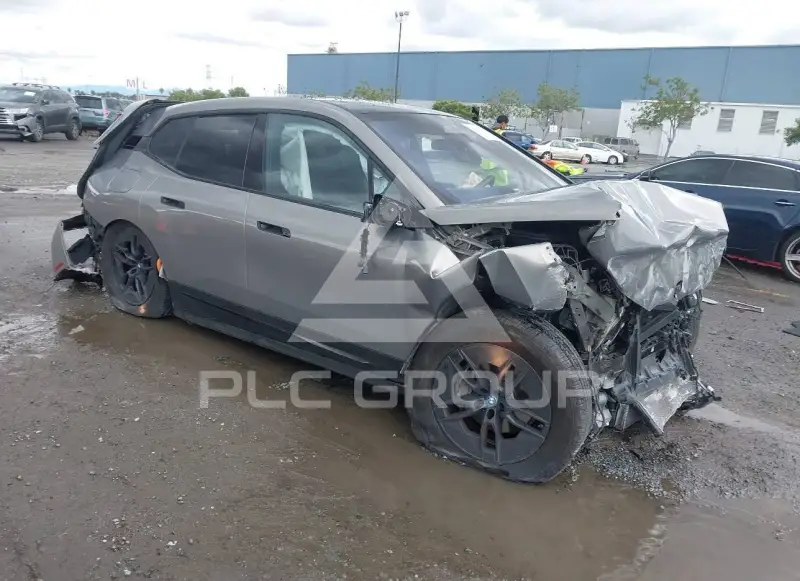 2023 BMW iX фото