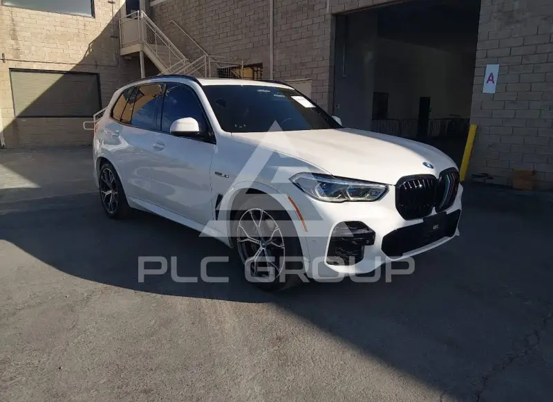 2023 BMW X5 фото