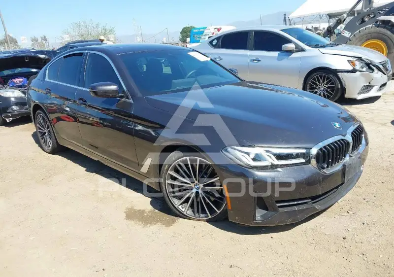 2023 BMW 530 photo