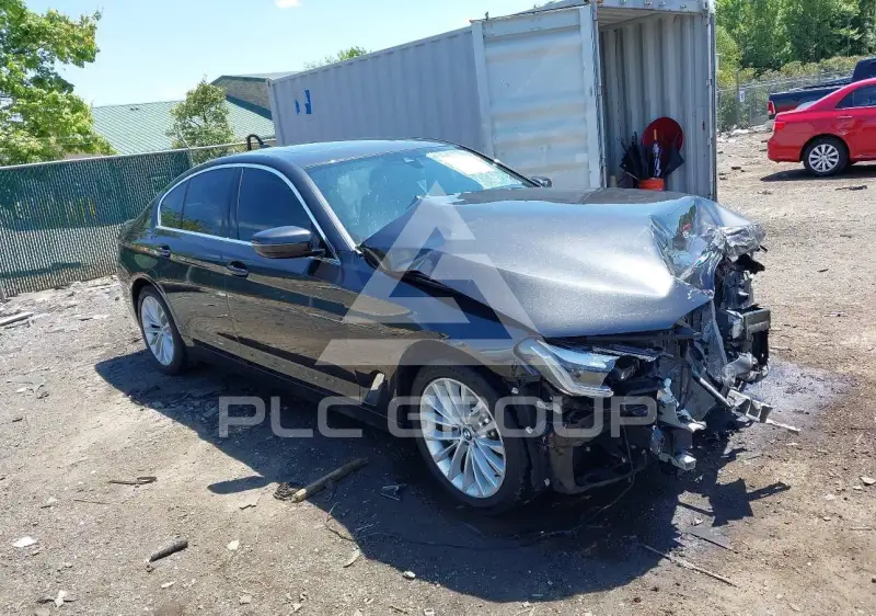 2023 BMW 530 фото