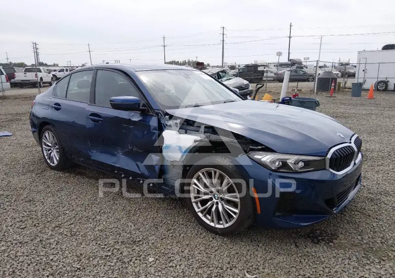 2023 BMW 330 фото