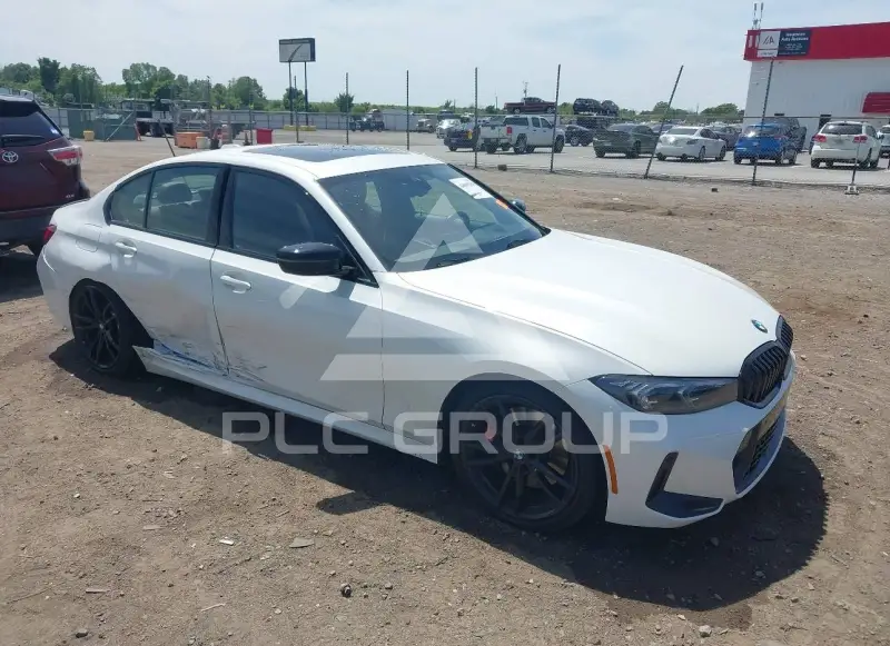 2023 BMW 330 photo