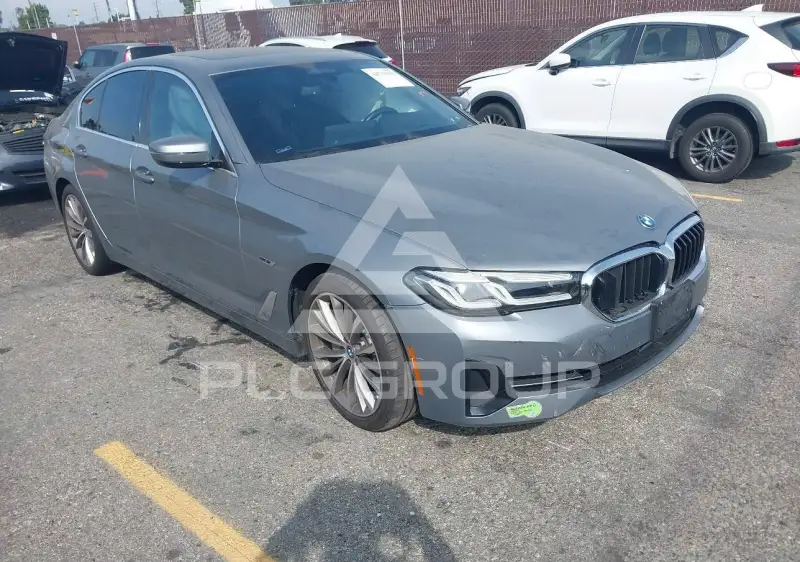 2023 BMW 530 photo