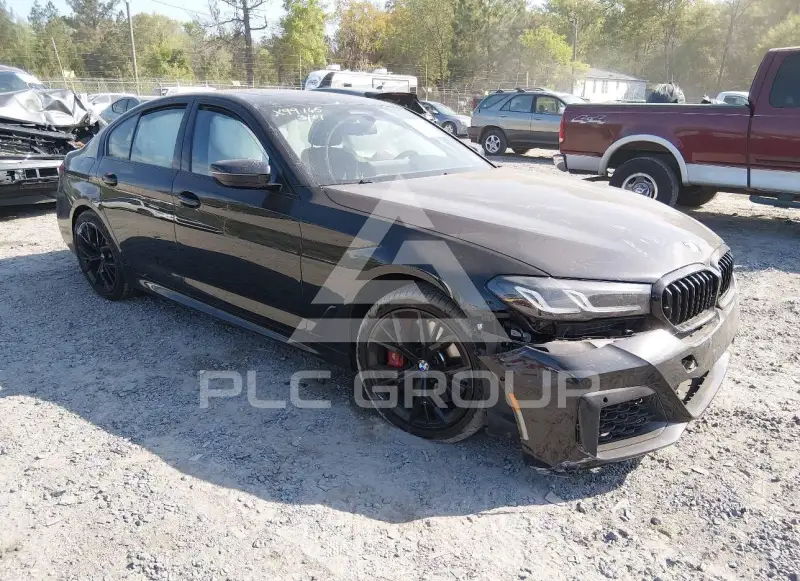 2023 BMW 540 фото