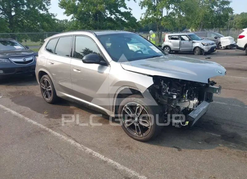 2023 BMW X1 photo