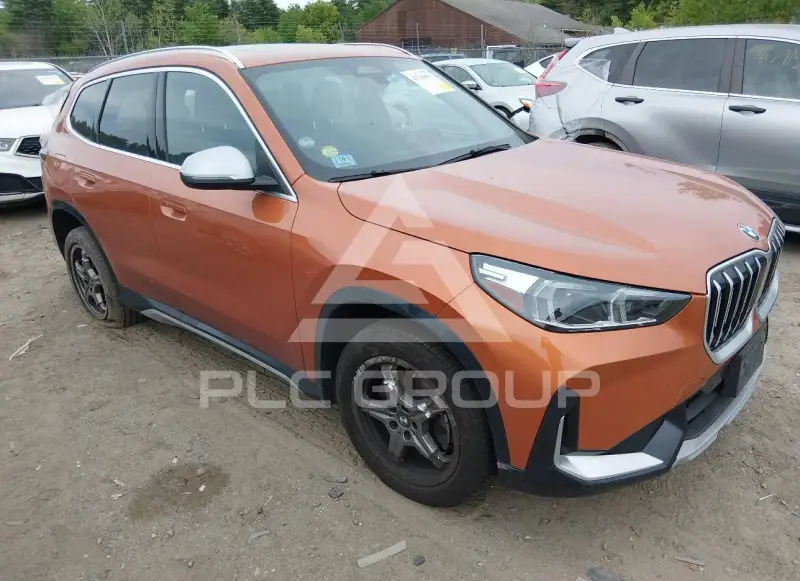2023 BMW X1 фото
