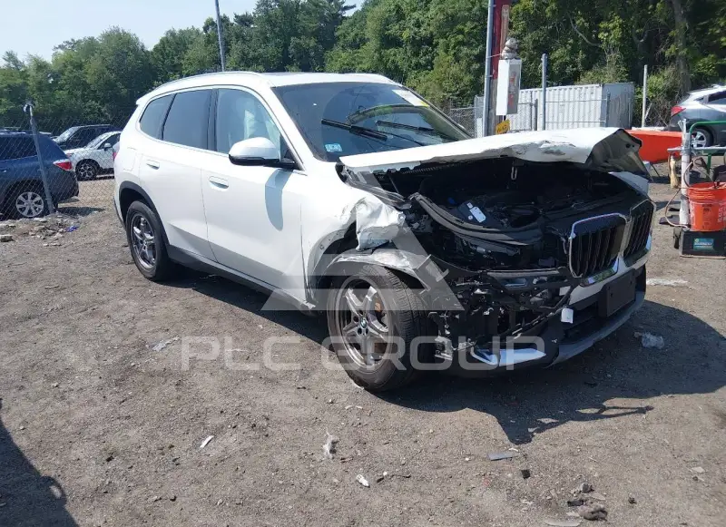 2023 BMW X1 photo
