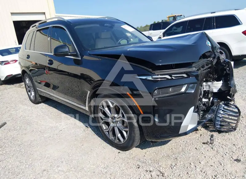 2023 BMW X7 photo