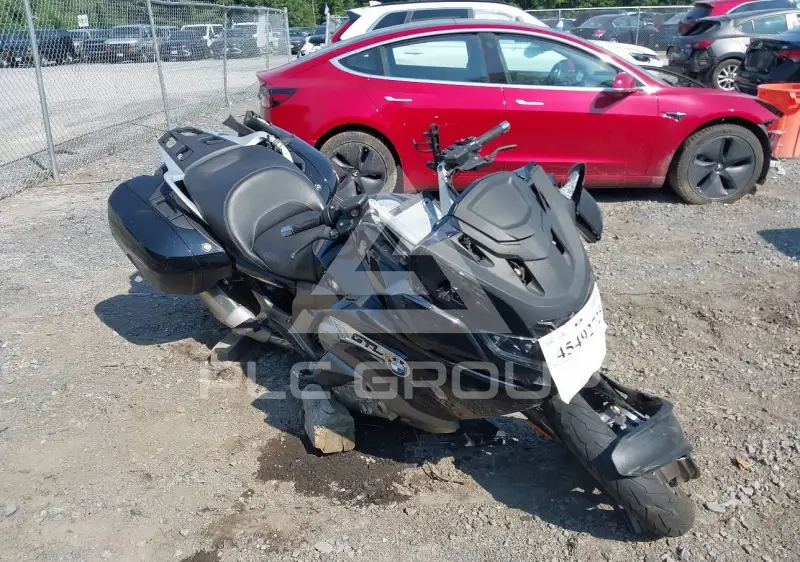 2023 BMW K1600 фото