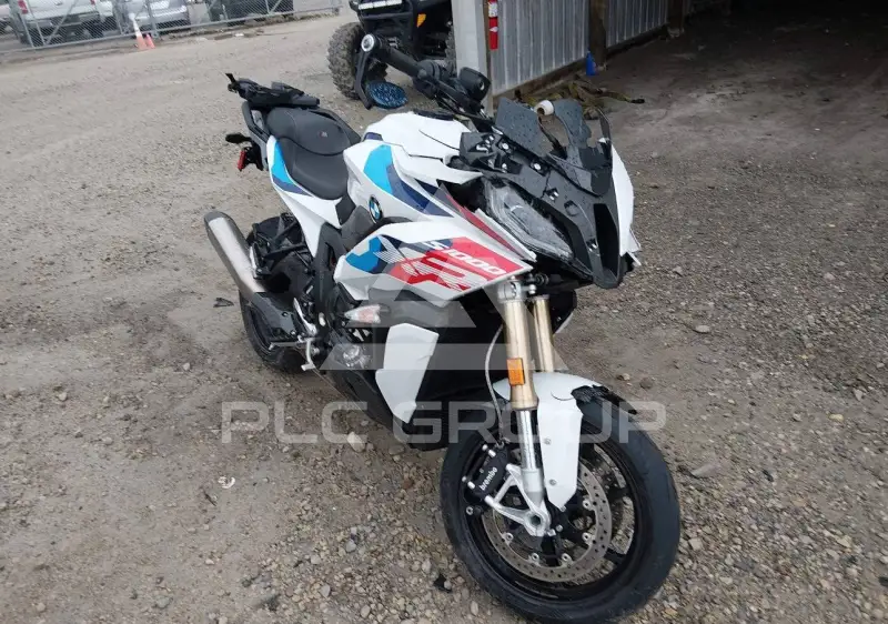 2023 BMW S1000 фото