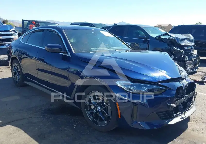 2023 BMW I4 фото