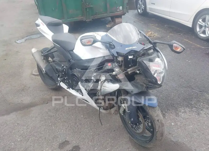 2023 Suzuki GSX-R600 фото