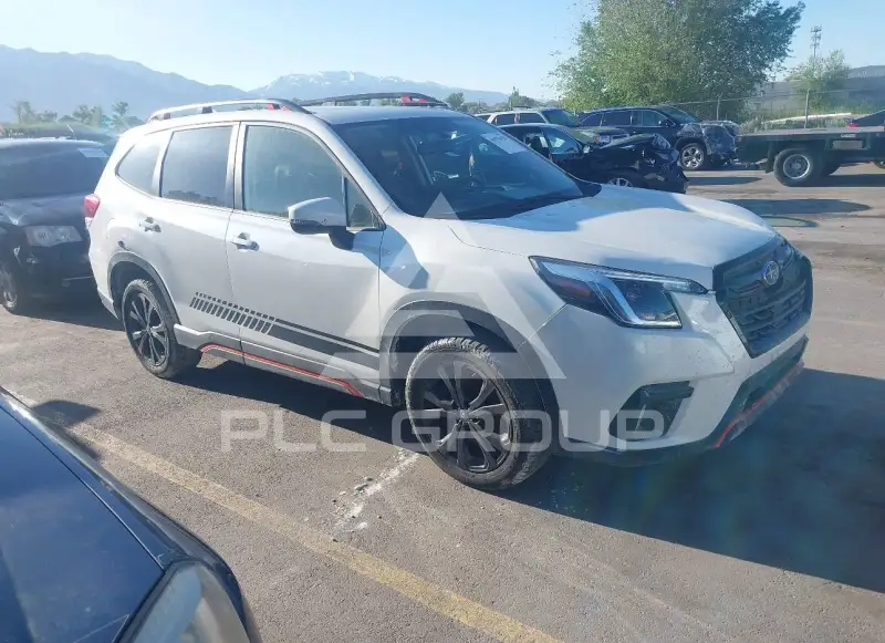 2023 Subaru Forester photo