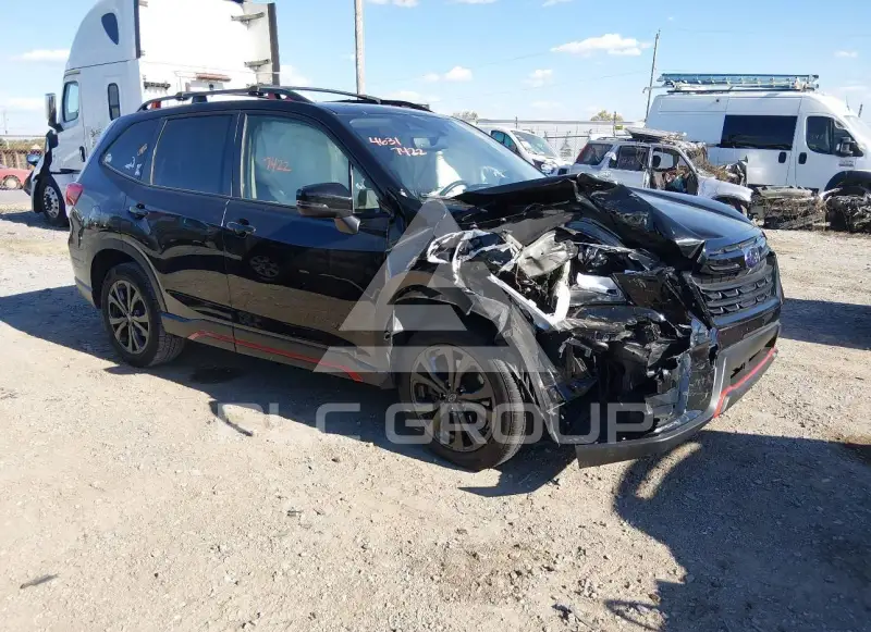 2023 Subaru Forester фото