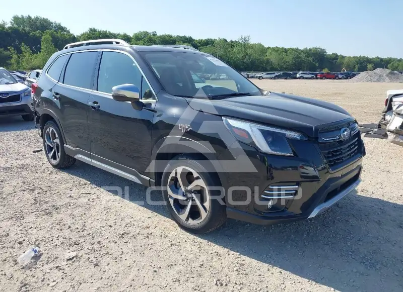 2023 Subaru Forester photo