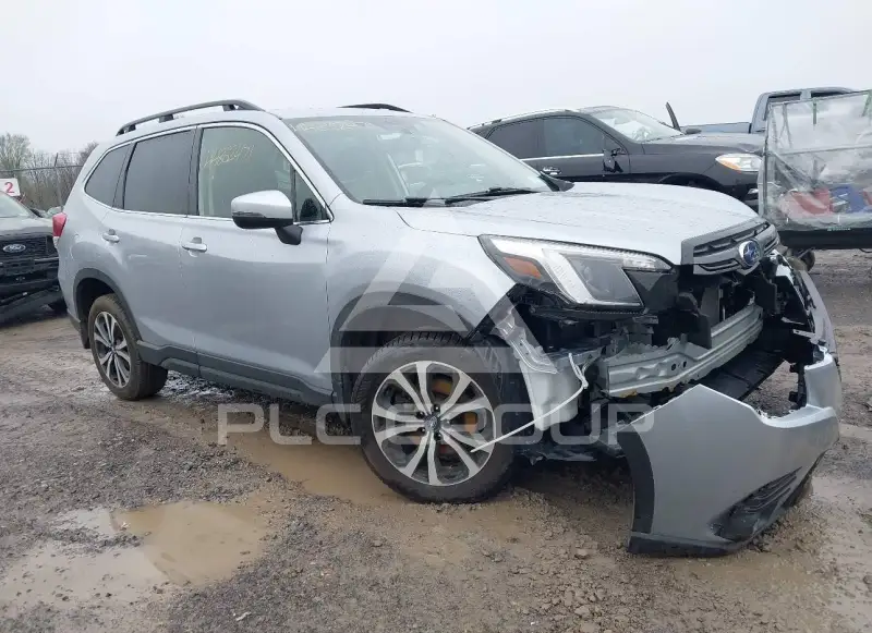 2023 Subaru Forester фото