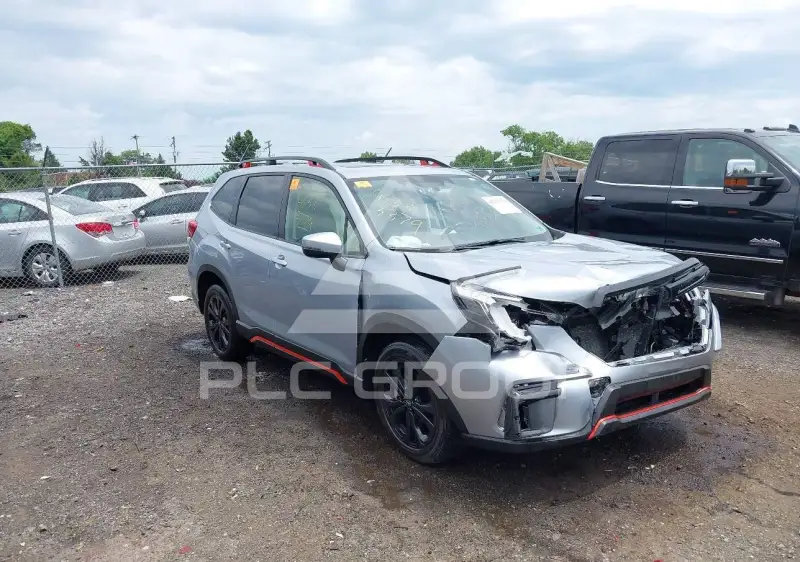 2023 Subaru Forester фото