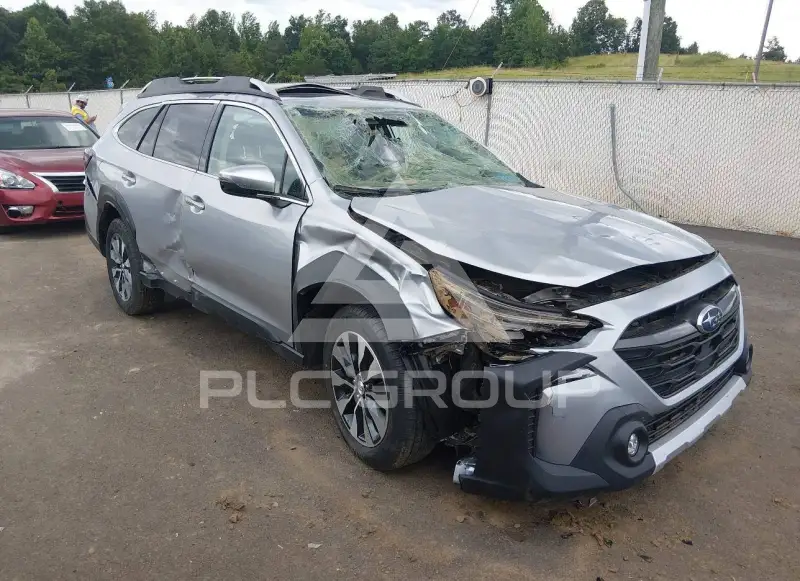 2023 Subaru Outback фото