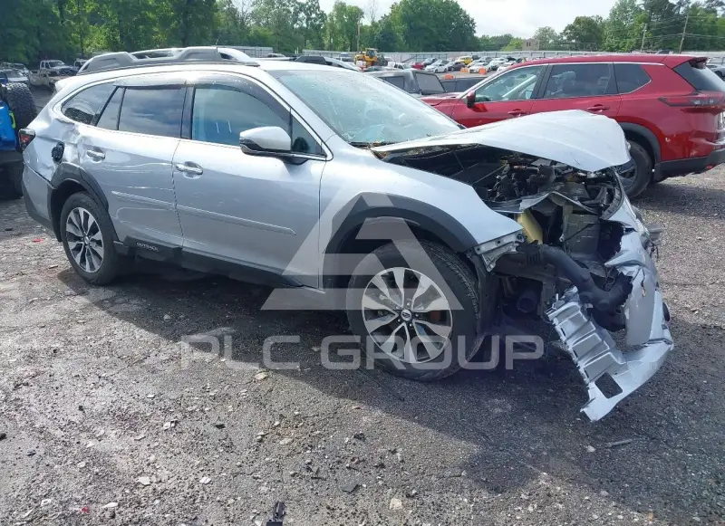 2023 Subaru Outback photo