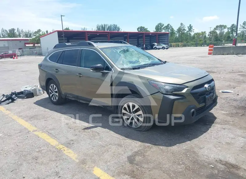 2023 Subaru Outback photo