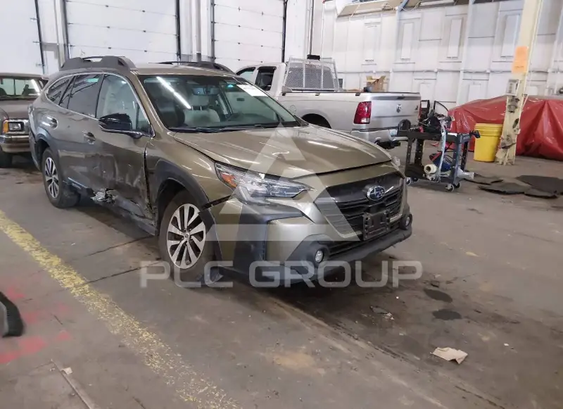 2023 Subaru Outback photo