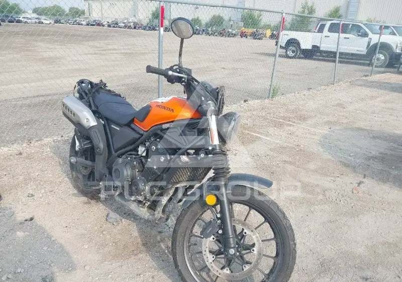 2023 Honda CL фото