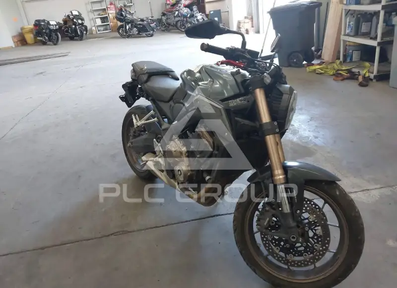2023 Honda CB650 photo