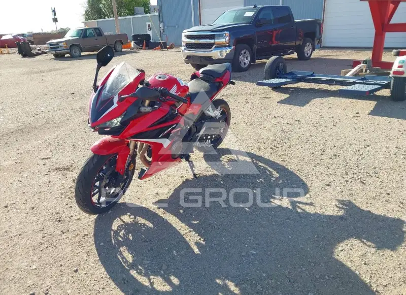 2023 Honda CBR500 фото
