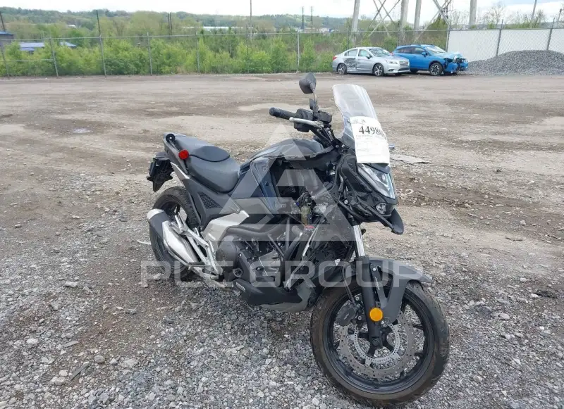 2023 Honda NC750 фото