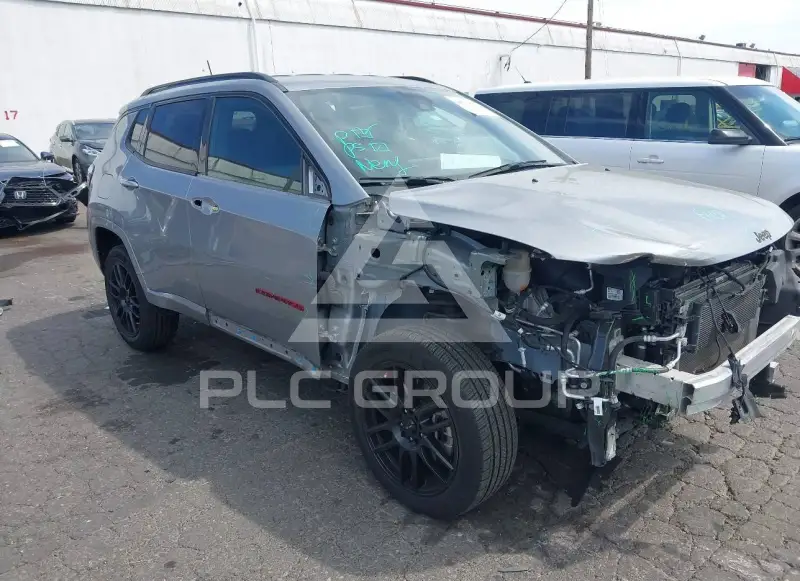 2023 Jeep COMPASS photo