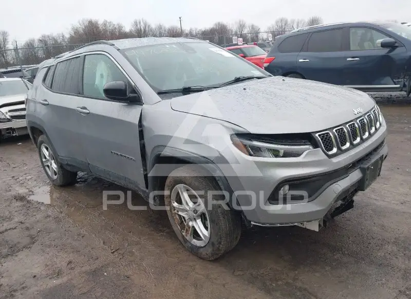 2023 Jeep COMPASS фото