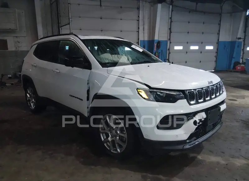 2023 Jeep COMPASS photo