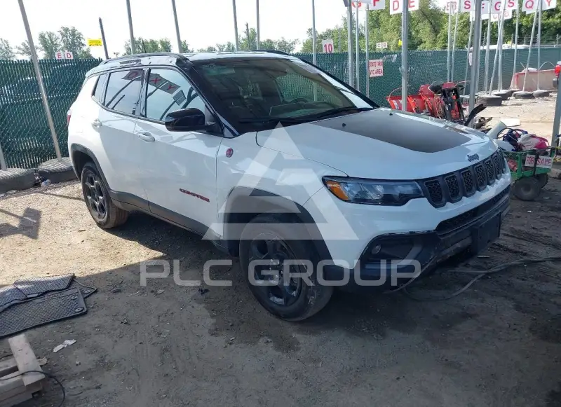 2023 Jeep COMPASS фото