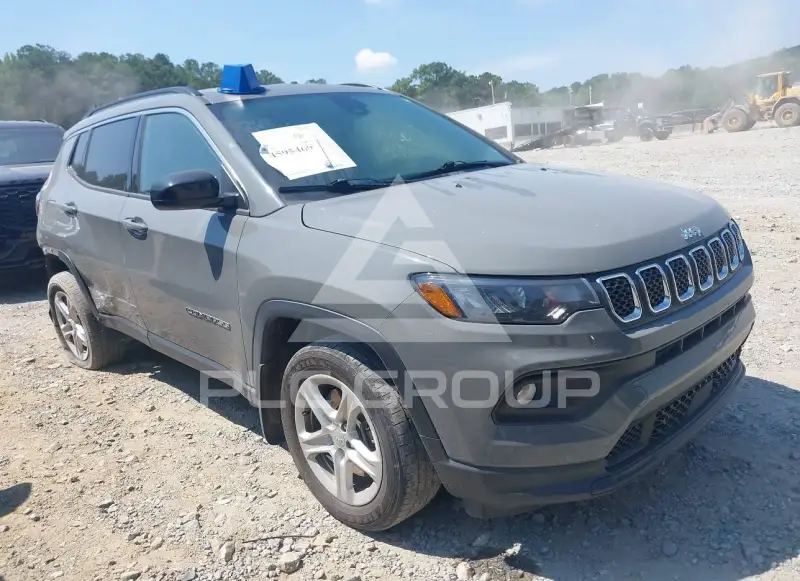 2023 Jeep COMPASS photo