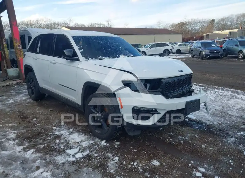 2023 Jeep Grand Cherokee photo