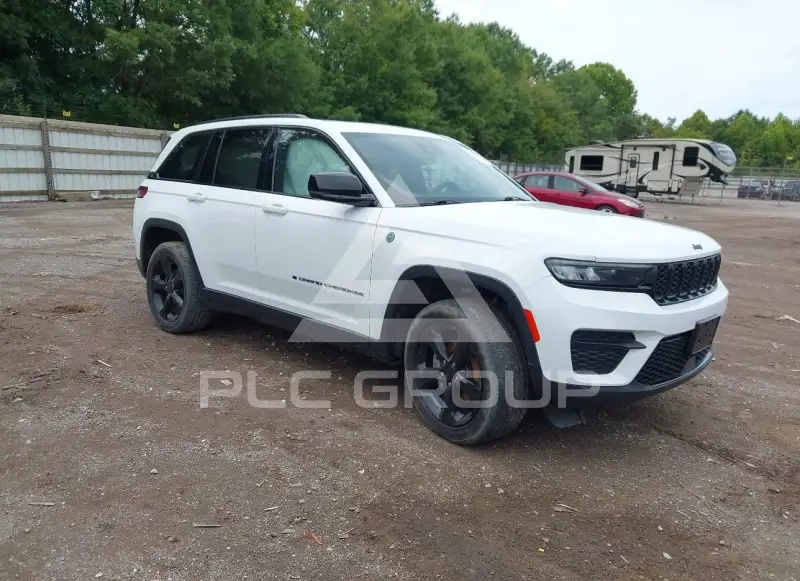 2023 Jeep Grand Cherokee photo