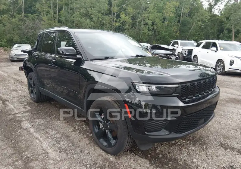 2023 Jeep Grand Cherokee photo