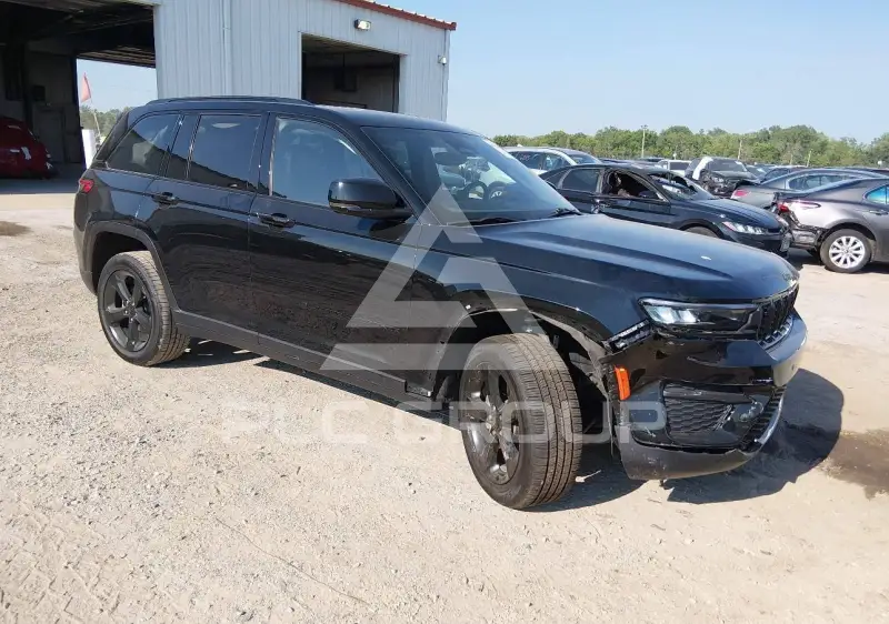 2023 Jeep Grand Cherokee photo