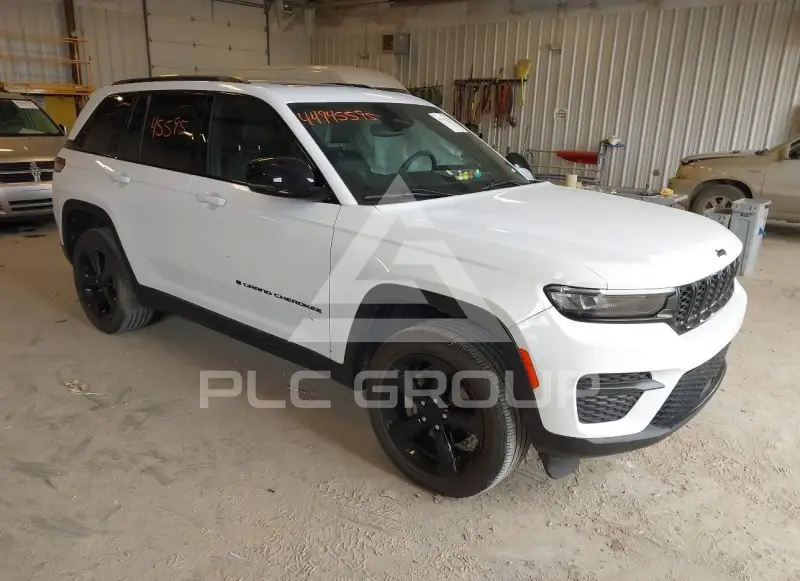 2023 Jeep Grand Cherokee photo