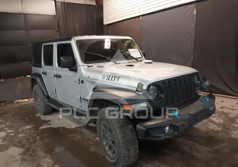 2023 Jeep WRANGLER фото
