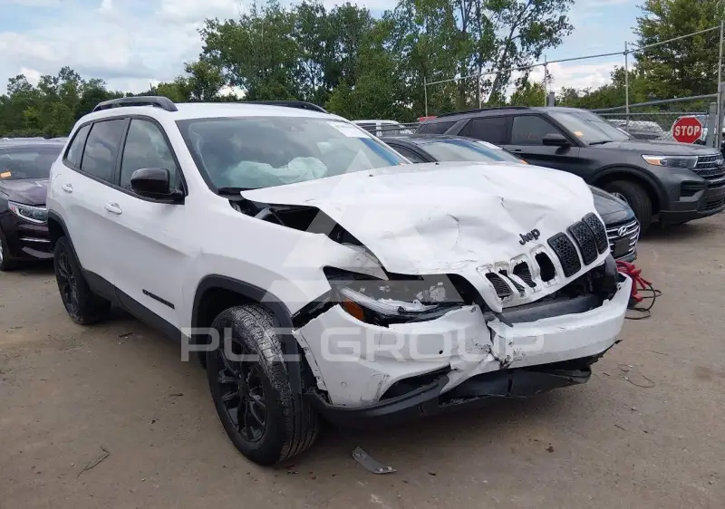 2023 Jeep CHEROKEE фото