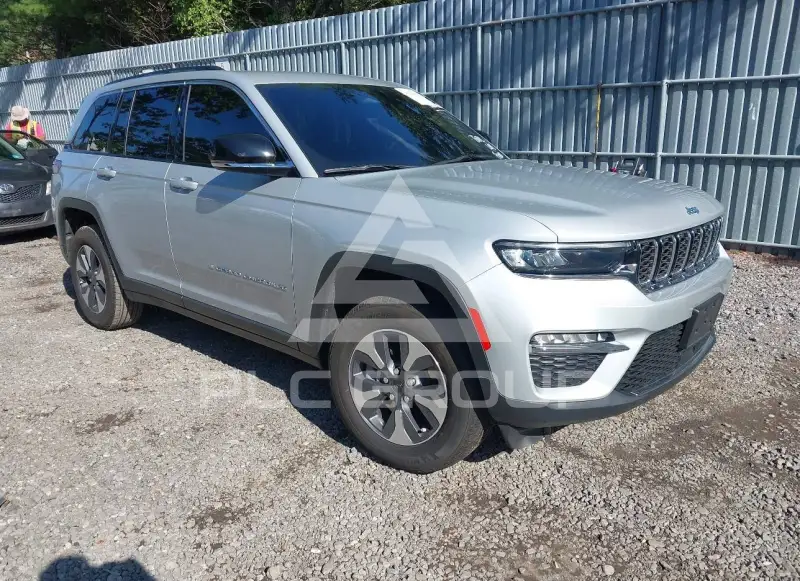 2023 Jeep Grand Cherokee фото