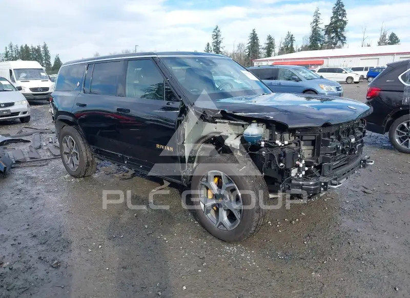 2023 Rivian R1S photo