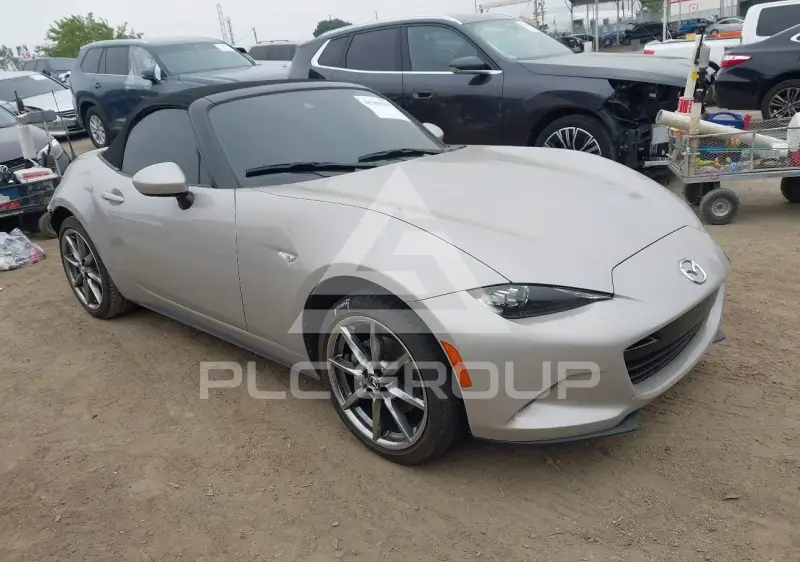 2023 Mazda MX-5 фото
