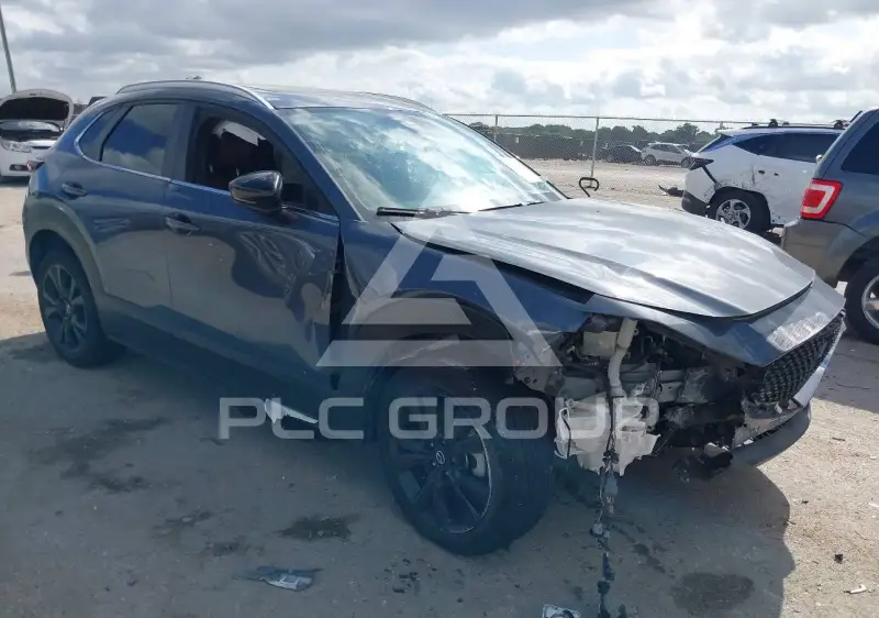 2023 Mazda CX-30 фото