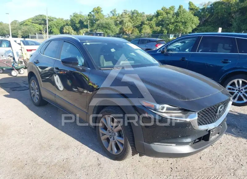 2023 Mazda CX-30 photo